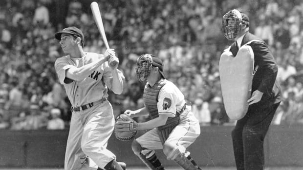 joe-dimaggio-hits-greatest-sports-records.jpg